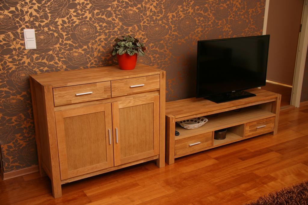 Kuressaare Holiday Apartments Kamer foto