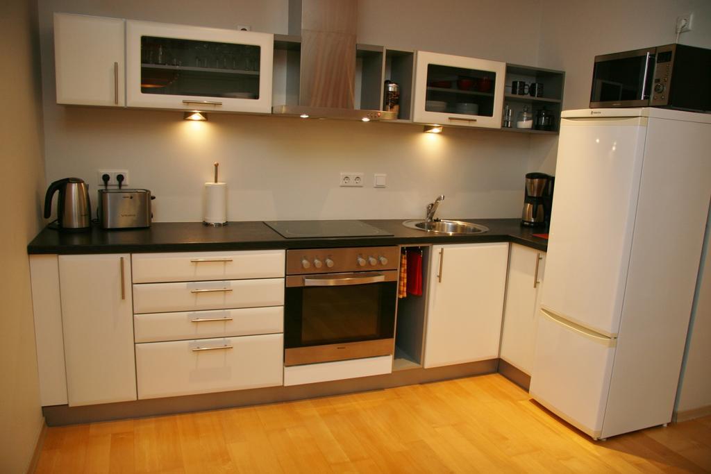Kuressaare Holiday Apartments Kamer foto